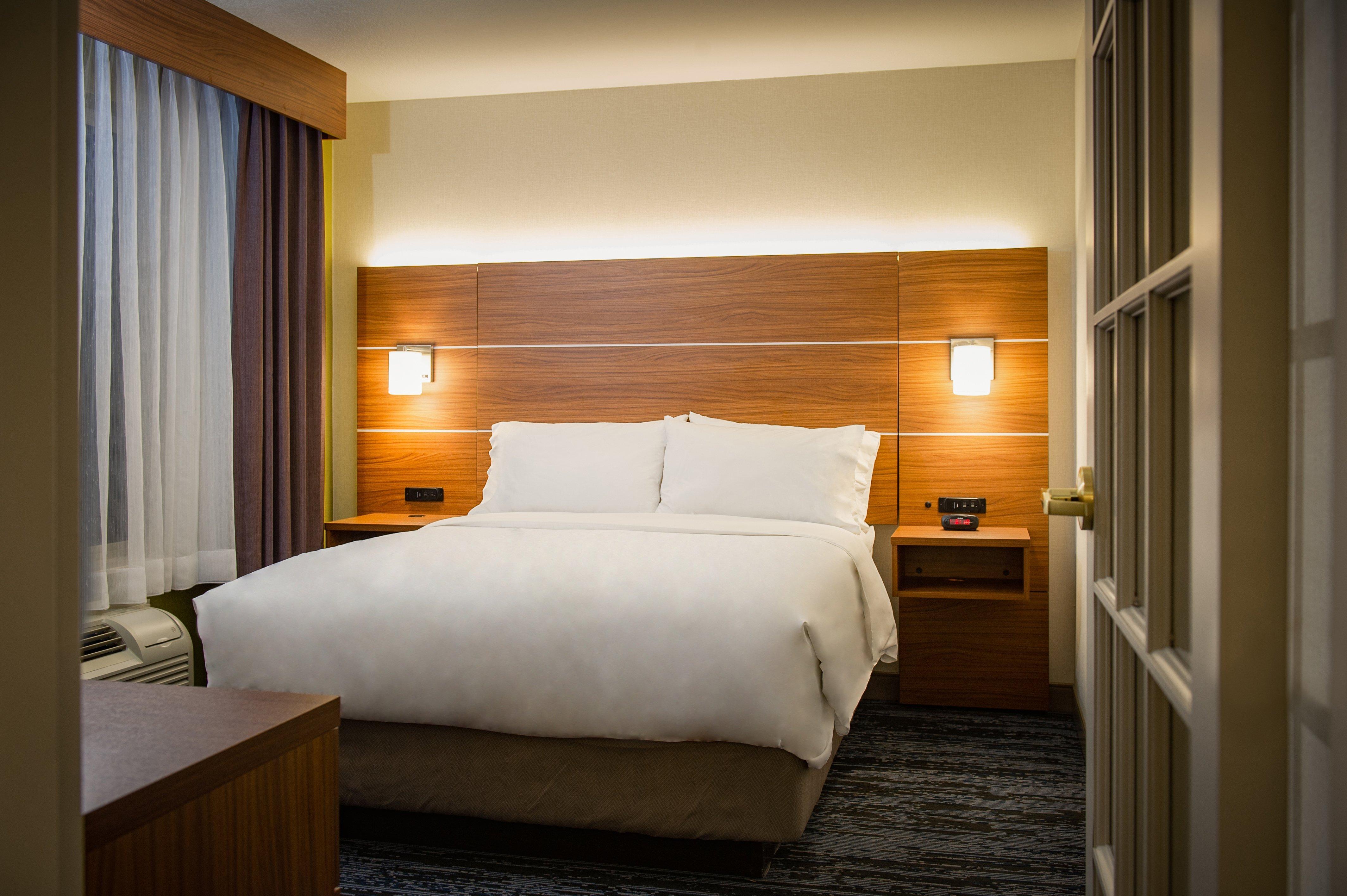 Holiday Inn Express & Suites Wausau By Ihg Weston Экстерьер фото