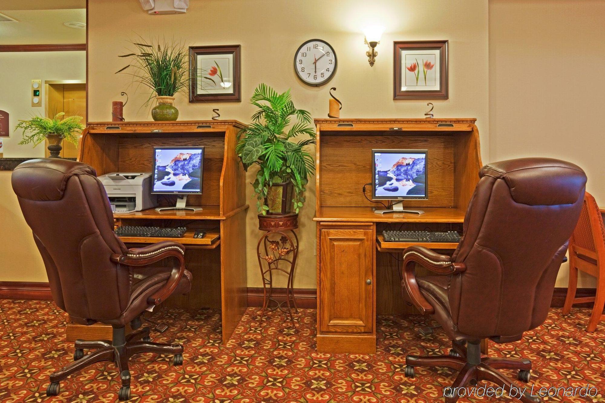 Holiday Inn Express & Suites Wausau By Ihg Weston Удобства фото
