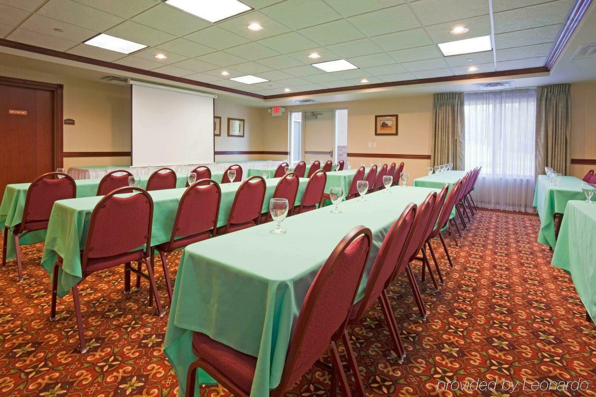 Holiday Inn Express & Suites Wausau By Ihg Weston Экстерьер фото